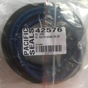 Seal Kit HC-37561 Stab Tilt Cyl SB330